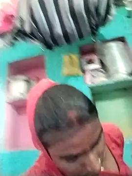 Big Lovexx online show from April 21, 9:37 am