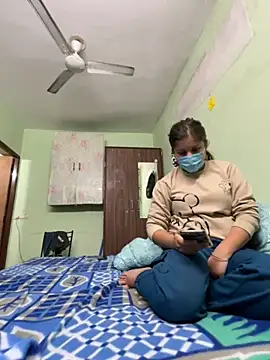 Cute hotzara online show from November 21, 4:55 am