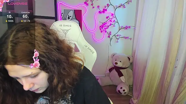 Anora Miller online show from November 23, 8:03 am