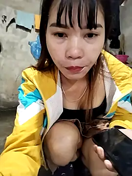 Snapshot of gugu0022 chatting on November 27, 12:24 am gugu0022 online show from November 27, 12:24 am