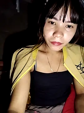 Snapshot of gugu0022 chatting on December 1, 10:37 pm gugu0022 online show from December 1, 10:37 pm