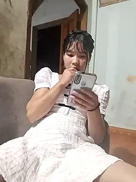 gugu0022 online show from April 3, 12:58 pm