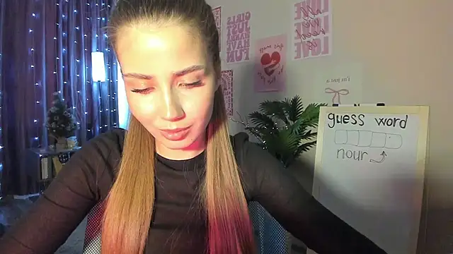 Aurora Glow21 online show from March 12, 12:33 pm