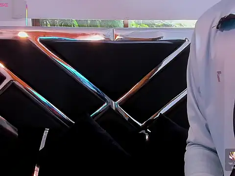 JacobRusso online show from December 19, 6:37 pm