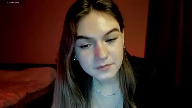 luna lust 212 online show from November 17, 11:05 am