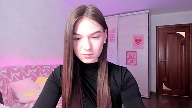 Snapshot of luna_lust_212 chatting on May 28, 4:21 am luna lust 212 online show from May 28, 4:21 am
