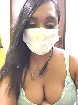 Dharshini98 online show from March 5, 5:53 pm