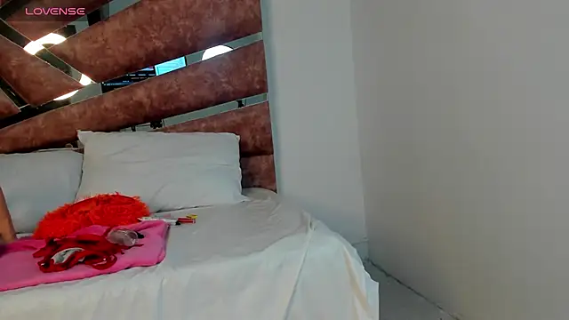 Ashley  0 online show from January 16, 12:09 pm