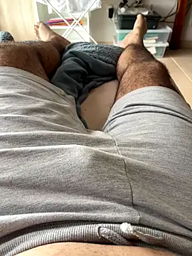 Snapshot of Yannick04 chatting on November 20, 1:33 pm Yannick04 online show from November 20, 1:33 pm