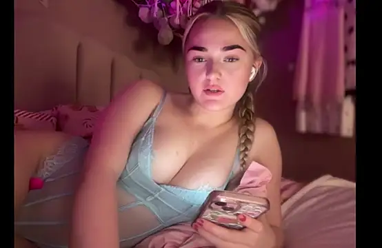 Pinkiepieexo online show from November 28, 7:49 pm