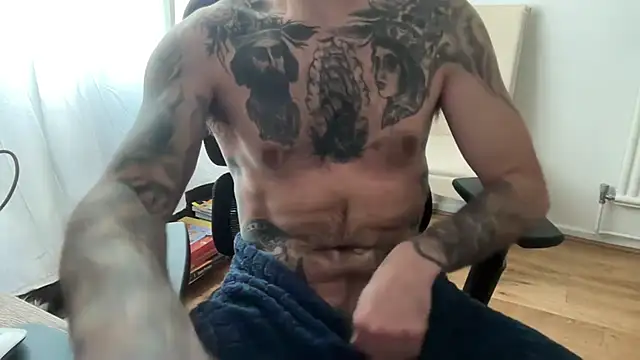 Snapshot of TattedUpSir chatting on March 11, 3:18 pm TattedUpSir online show from March 11, 3:18 pm