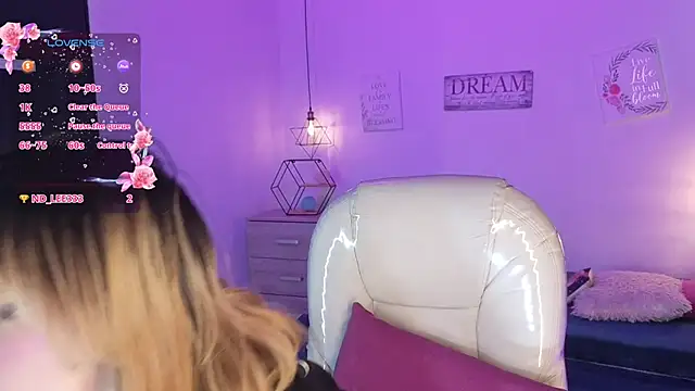 NinaSakura Eup online show from March 21, 12:10 pm