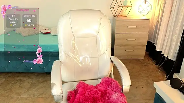 NinaSakura Eup online show from April 21, 12:11 pm