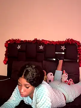 Weendolyn  online show from December 3, 2:59 pm