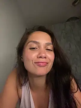 carolsapequinha online show from March 17, 12:37 am