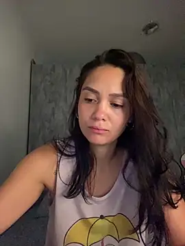 carolsapequinha online show from April 11, 8:35 pm