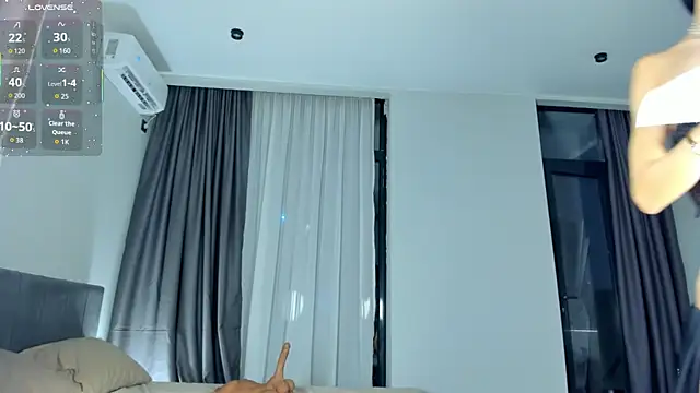 Sakura  frostt online show from November 30, 2:10 pm