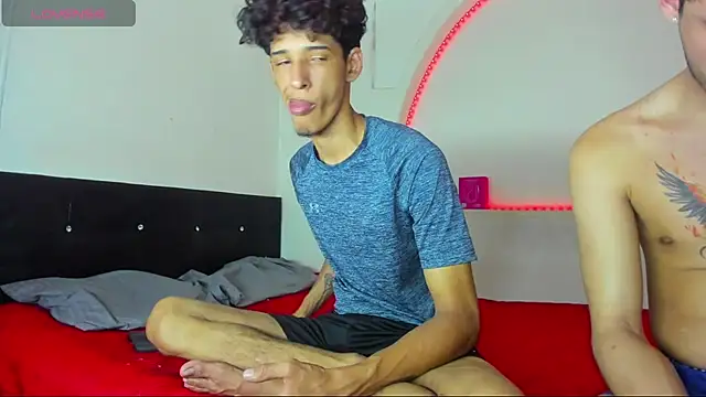 kaiborman00 online show from April 13, 3:12 am