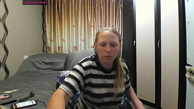 JenniDeep online show from May 31, 5:53 pm