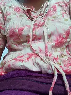 isha sharma2002 online show from November 26, 3:18 am