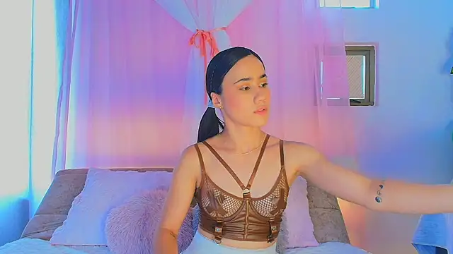 lizzy kane online show from March 26, 8:14 pm