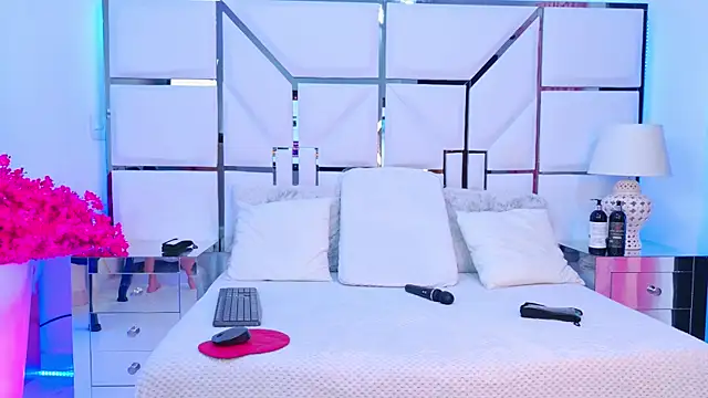 VeronicaSttar online show from December 16, 11:37 am