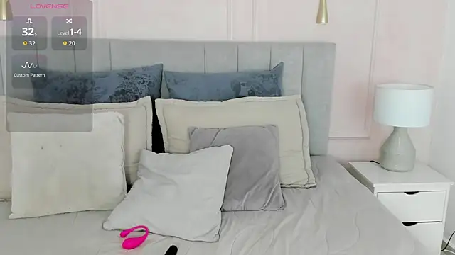 Snapshot of Dulce_emi chatting on April 24, 12:07 pm Dulce emi online show from April 24, 12:07 pm