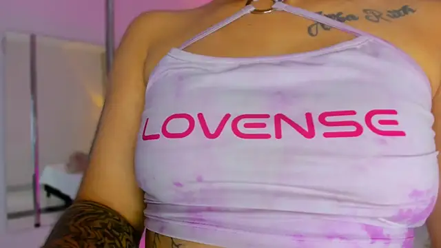 SnakeMuse online show from November 27, 3:41 am