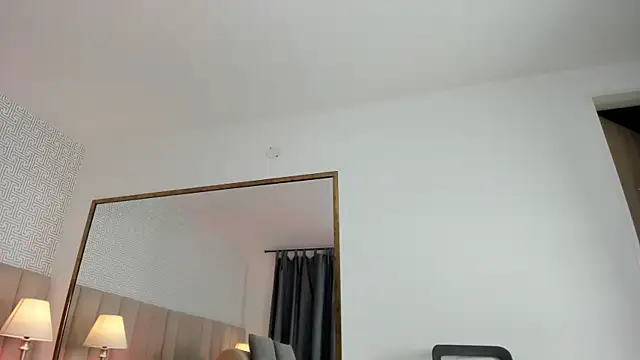 Sasha Wolff online show from March 31, 7:03 pm