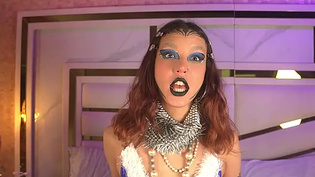 nix wolf online show from June 9, 12:17 pm