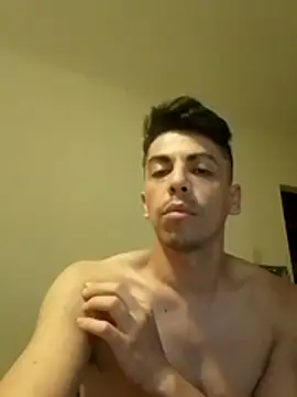 Snapshot of roddyron1n chatting on November 17, 1:22 am roddyron1n online show from November 17, 1:22 am