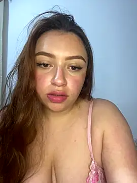 Snapshot of Veronika_7 chatting on November 30, 5:33 am Veronika 7 online show from November 30, 5:33 am