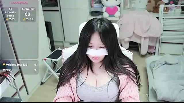 Snapshot of kimhyeona2005 chatting on January 19, 12:20 pm kimhyeona2005 online show from January 19, 12:20 pm