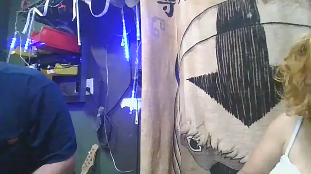 Eclipsed8 online show from February 13, 9:27 am