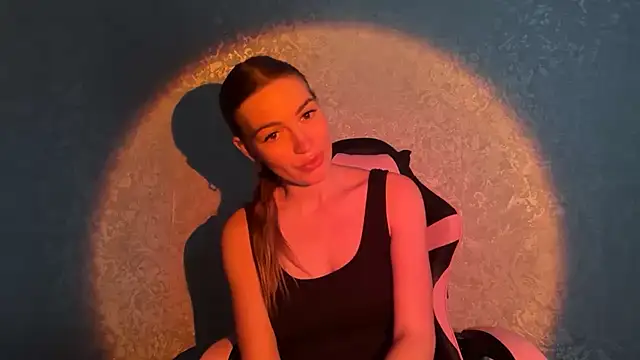 Snapshot of lisababy_a chatting on November 17, 1:17 pm lisababy a online show from November 17, 1:17 pm