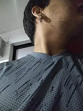 Snapshot of lans_howl chatting on November 16, 5:13 am lans howl online show from November 16, 5:13 am