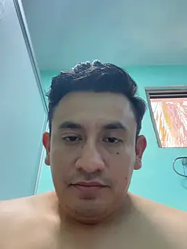 manrrique4567 online show from April 14, 11:11 pm