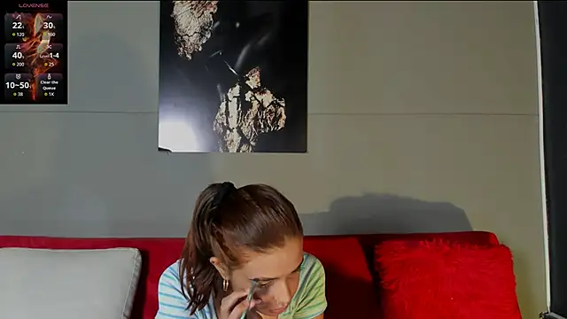 nicolvibes 212 online show from April 19, 8:22 pm