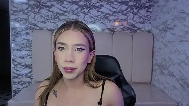 Evy Luxx v online show from January 9, 4:26 am