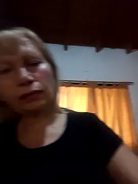 SexyMilf1211 online show from April 21, 6:23 pm