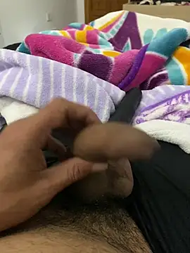 sweetblacky87 online show from April 27, 8:18 pm