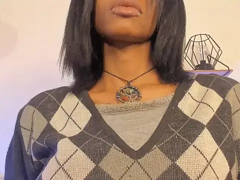 aprille15 online show from April 2, 12:36 pm