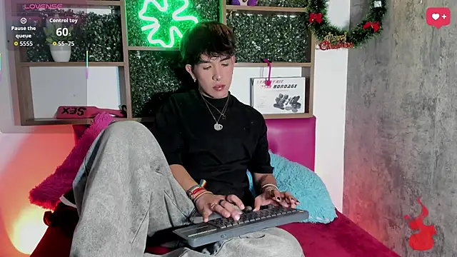 Angeldust19 online show from November 30, 12:25 am