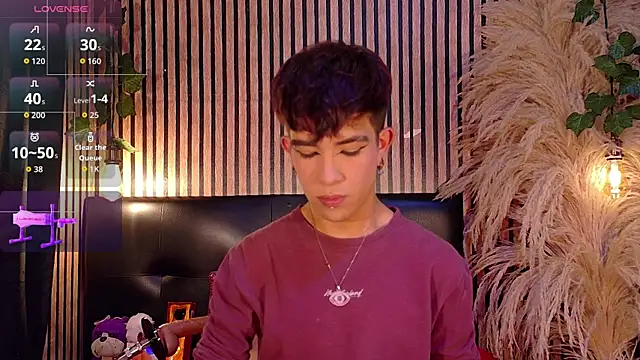 Angeldust19 online show from April 8, 3:17 am