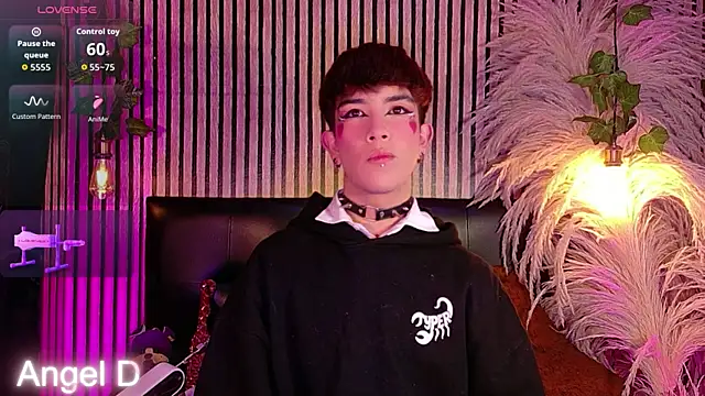 Angeldust19 online show from April 21, 3:35 am