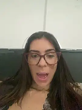 Snapshot of fer-nanda chatting on February 10, 4:22 pm fer-nanda online show from February 10, 4:22 pm