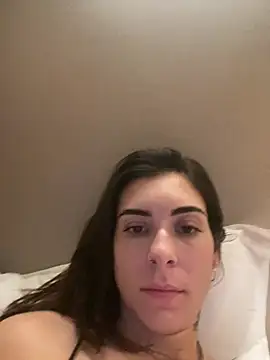 Snapshot of fer-nanda chatting on February 20, 7:21 am fer-nanda online show from February 20, 7:21 am