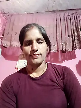 Snapshot of Pirvesh_singh chatting on April 18, 9:46 am Pirvesh singh online show from April 18, 9:46 am