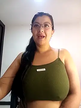 CelesteAlvarez1989 online show from April 21, 4:01 pm