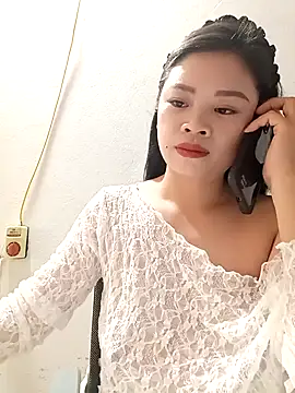 sara-xx online show from April 13, 2:39 am